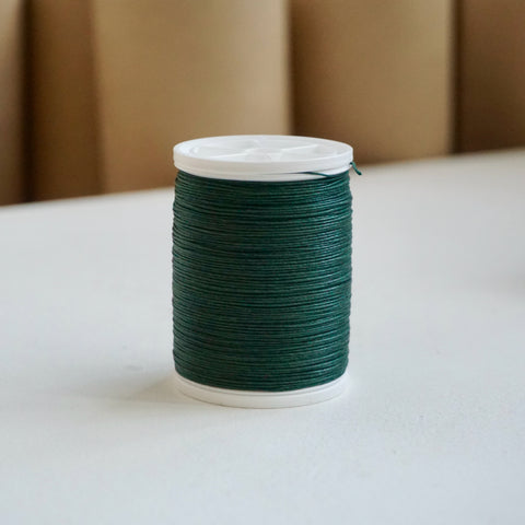 Spool of 18/3 linen thread, Green