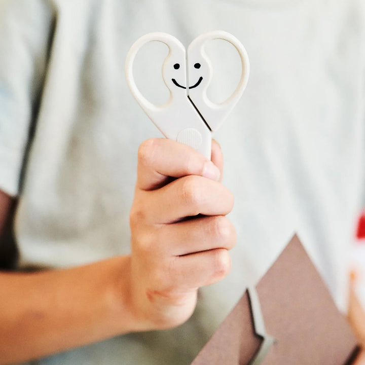 BREATA'S GENTLE SCISSORS by Woset