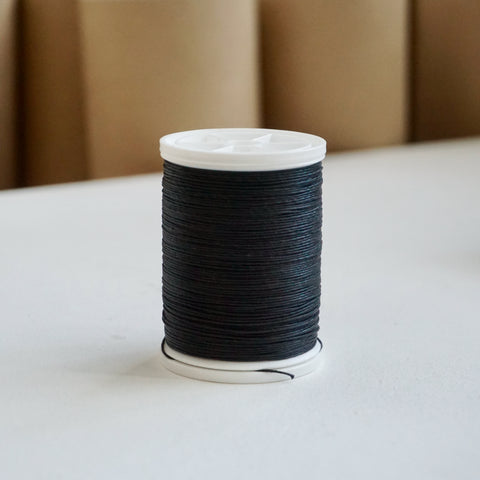 Spool of 18/3 linen thread, Black